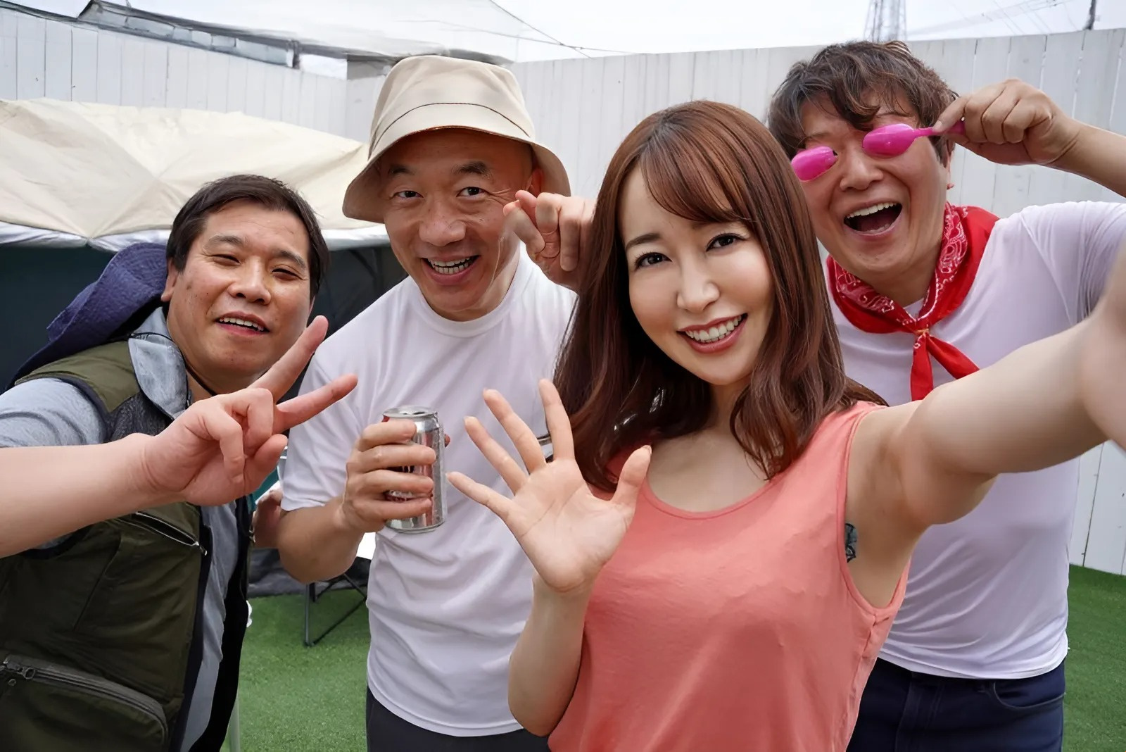 JUQ-179 夫から逃げて上司とキャンプに行った結果